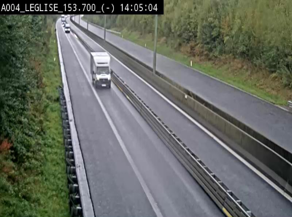 Webcam autoroute A4 (E411-E25) à Léglise, avant la jonction avec la N40. Vue orientée vers Bruxelles