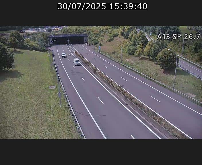 Traffic live webcam Luxembourg Frisange - A13 direction Luxembourg-ville - BK 26.7