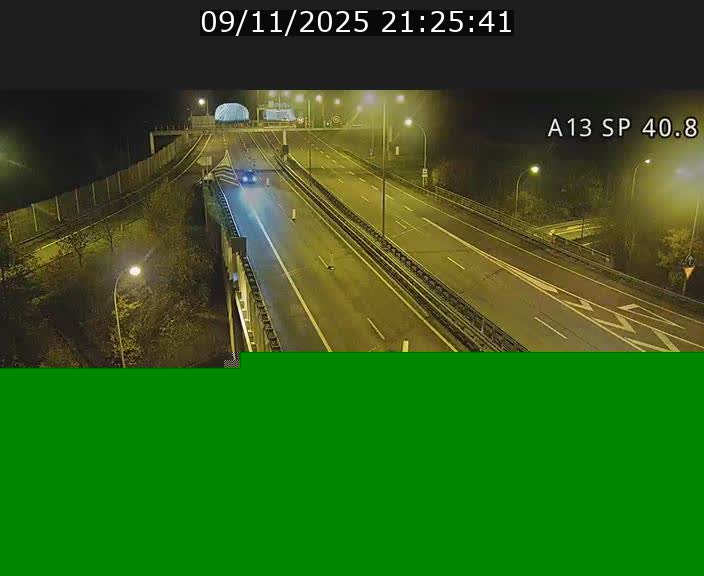 Webcam avec vue sur l'entrée côté allemand du tunnel Markusbierg à Schengen. Vue orientée vers le tunnel et Bettembourg