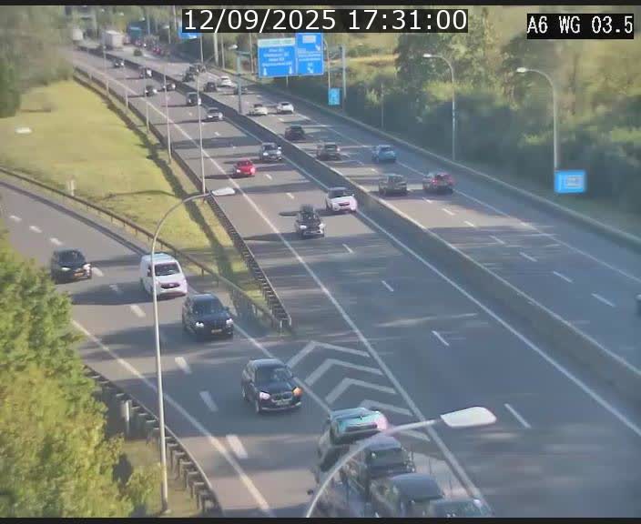 Traffic live webcam Luxembourg - Croix de Cessange - A6 - BK 3.5 - direction France/Allemagne