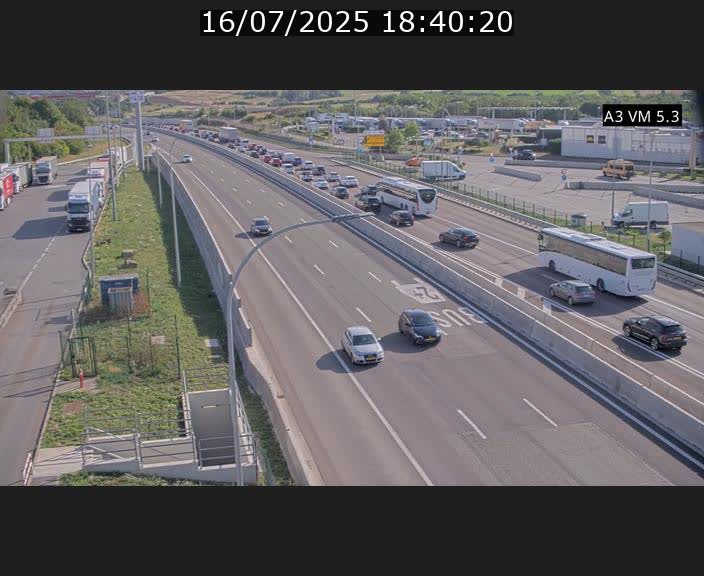 Traffic live webcam Luxembourg Aire de Berchem - A3 - BK 5 - direction France