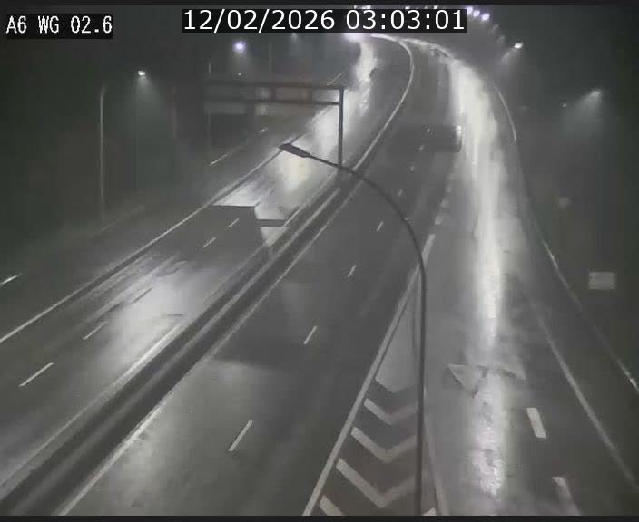 Traffic live webcam Luxembourg Croix de Cessange - A6 - BK 2.6 - direction France/Allemagne