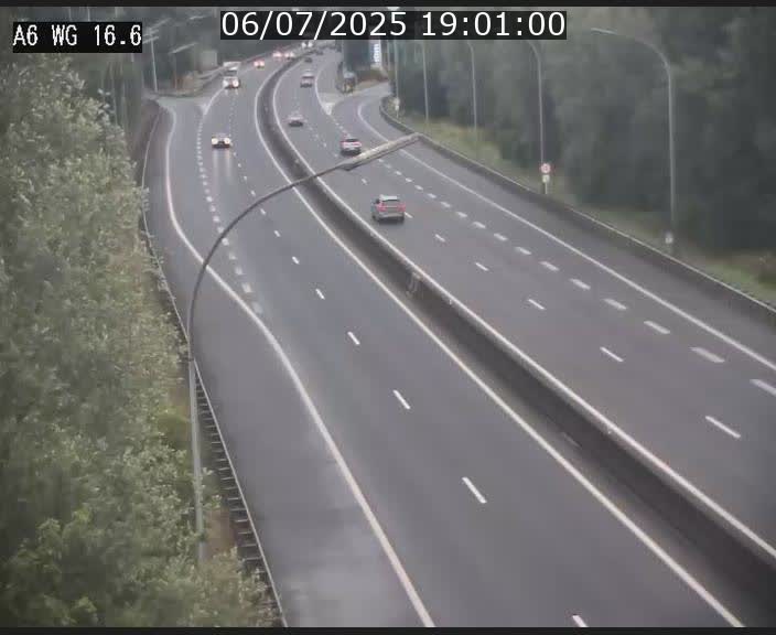 Traffic live webcam Luxembourg Aire de Capellen - A6 - BK 16.6 - direction Luxembourg/France/Allemagne