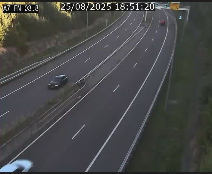 Caméra autoroute Luxembourg A7 - Passage à gibier Rëngelbour - direction Tunnel Stafelter