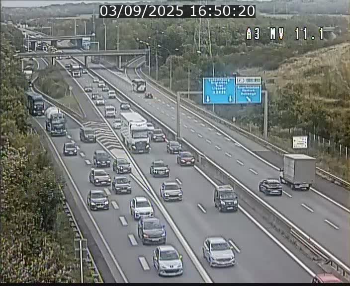 Traffic live webcam Luxembourg Croix de Bettembourg A3 - BK 11.1 - direction Luxembourg-ville