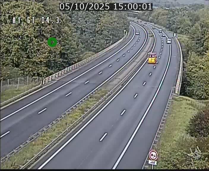 Traffic live webcam Luxembourg Itzig - A1 direction Sandweiler - BK 4.3