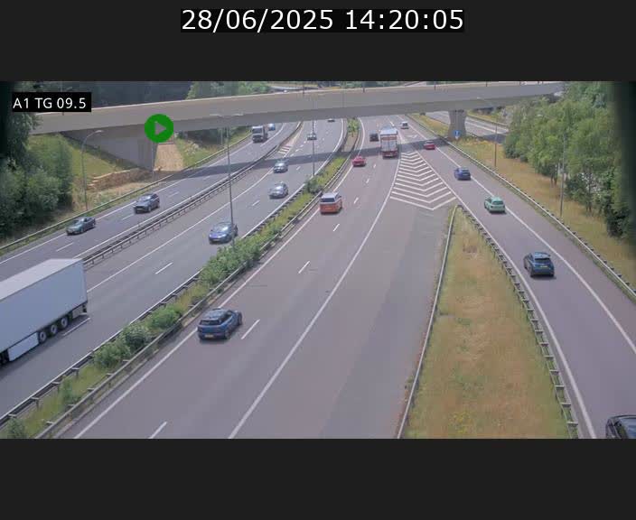 Traffic live webcam Luxembourg Jonction Grünewald - A1 direction Luxembourg-ville - BK 9.5