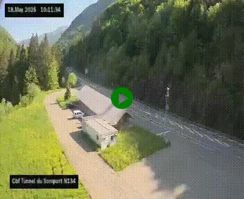 Webcam à l'entrée du tunnel du Somport, côté français, sur la N134, dans les Pyrénées, en direction de l'Espagne, à 1116 mètres d'altitude