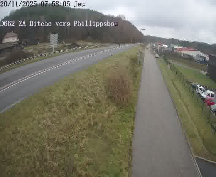 Caméra de trafic sur D662 (France) à Bitche, orientée vers Phillippsbourg, permettant d’évaluer fluidité, incidents et densité automobile.