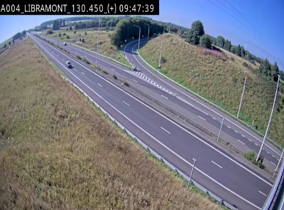 Webcam à Libramont sur l'E411 à la jonction avec la N89 menant vers Bouillon et la France. Vue orientée vers Arlon