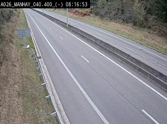 Webcam autoroute A26/E25 à hauteur de Manhay, après la jonction avec la N651 en direction de Liège - BK 40.4