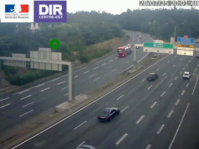 Caméra de circulation routière sur le boulevard périphérique Laurent Bonnevay de Lyon (D383) à hauteur de Bron, avant la jonction avec l'A43. Vue orientée vers l'échangeur