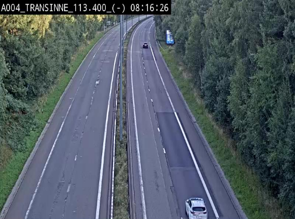 Caméra trafic E411 (A4) - Transinne direction Namur - BK 113.425