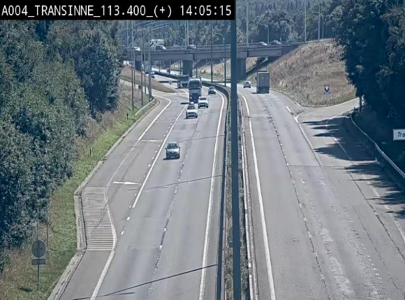 Webcam dans les Ardennes sur l'E411 à hauteur de Transinne. Vue orientée vers le sud de la Belgique