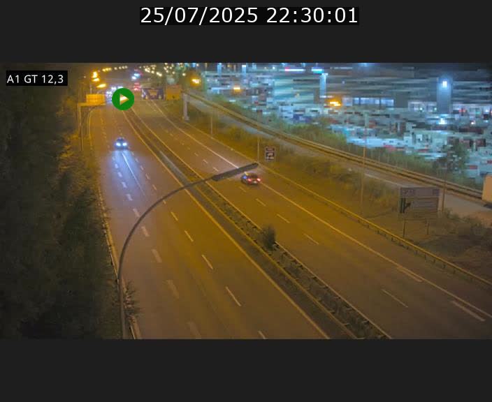 Traffic live webcam Luxembourg Senningerberg - A1 direction Allemagne - BK 12.3