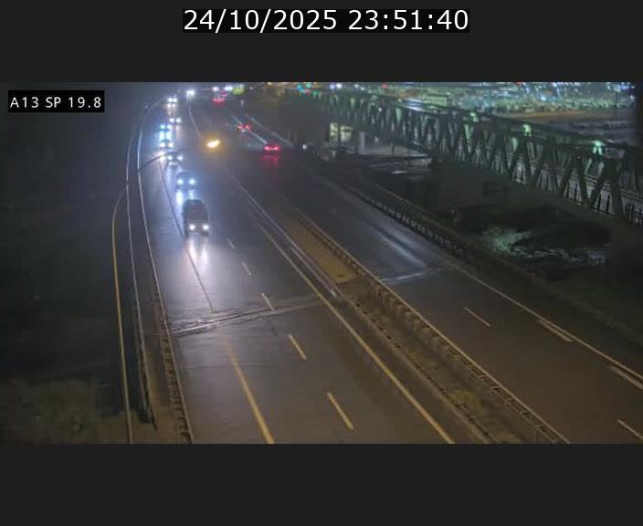 Traffic live webcam Luxembourg Croix de Bettembourg - A13 direction Esch-sur-Alzette - BK 19.8