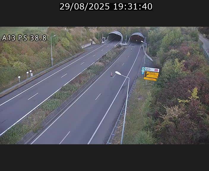 Webcam autoroute A13 à l'entrée ouest du tunnel Markusbierg à Schengen. Vue orientée vers Mondorf-les-Bains