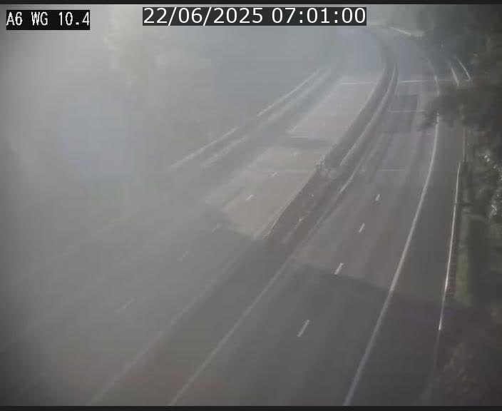 Traffic live webcam Luxembourg Mamer - A6 - BK 10.4 - direction Luxembourg/France/Allemagne