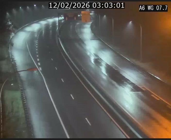 Traffic live webcam Luxembourg - Bridel - A6 - BK 7.7 - direction Belgique