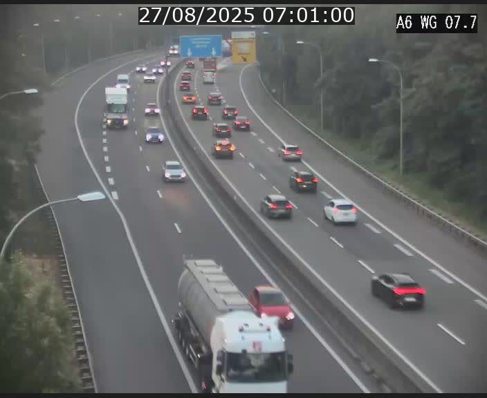 Traffic live webcam Luxembourg - Bridel - A6 - BK 7.7 - direction Belgique