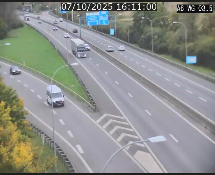 Traffic live webcam Luxembourg - Croix de Cessange - A6 - BK 3.5 - direction France/Allemagne