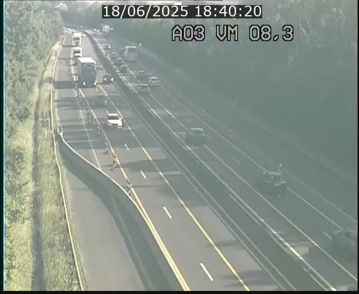 Traffic live webcam Luxembourg Bettembourg - A3 - BK 8.3 - direction France