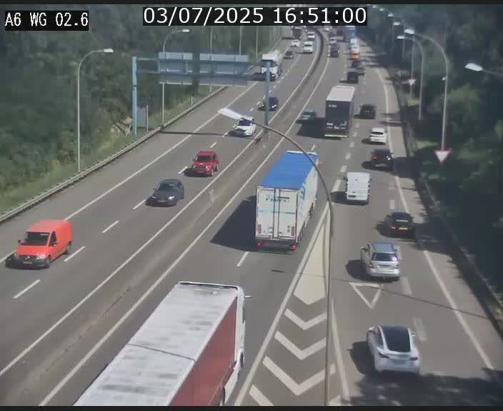 Traffic live webcam Luxembourg Croix de Cessange - A6 - BK 2.6 - direction France/Allemagne