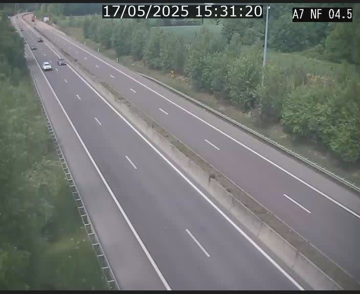 Caméra autoroute Luxembourg A7 - Passage à gibier Rëngelbour - direction Tunnel Grouft