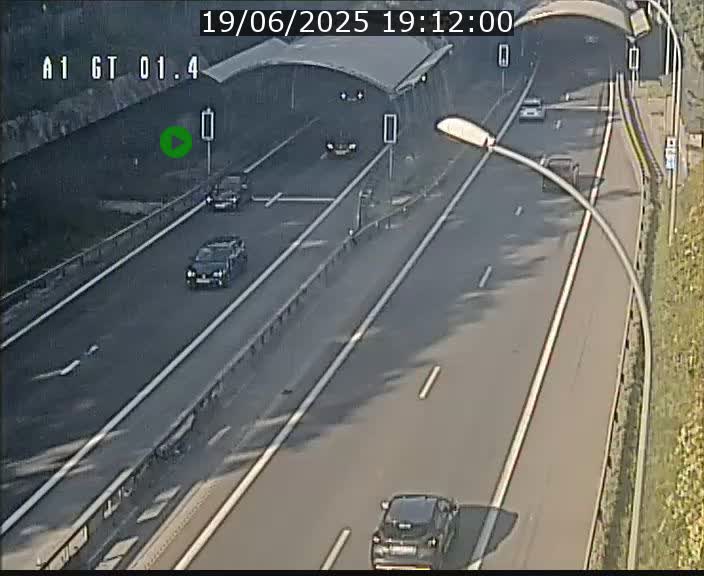 Traffic live webcam Luxembourg Hesperange - A1 direction Kirchberg - BK 1.4