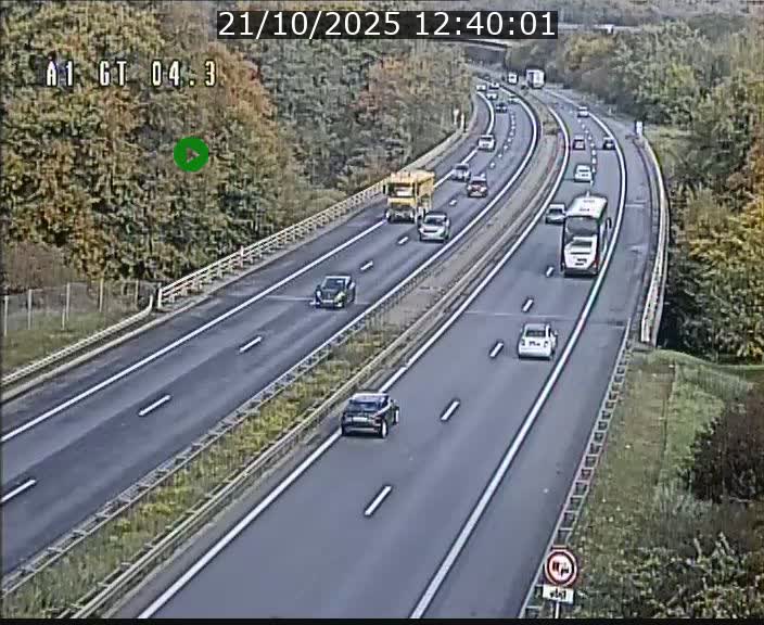 Traffic live webcam Luxembourg Itzig - A1 direction Sandweiler - BK 4.3