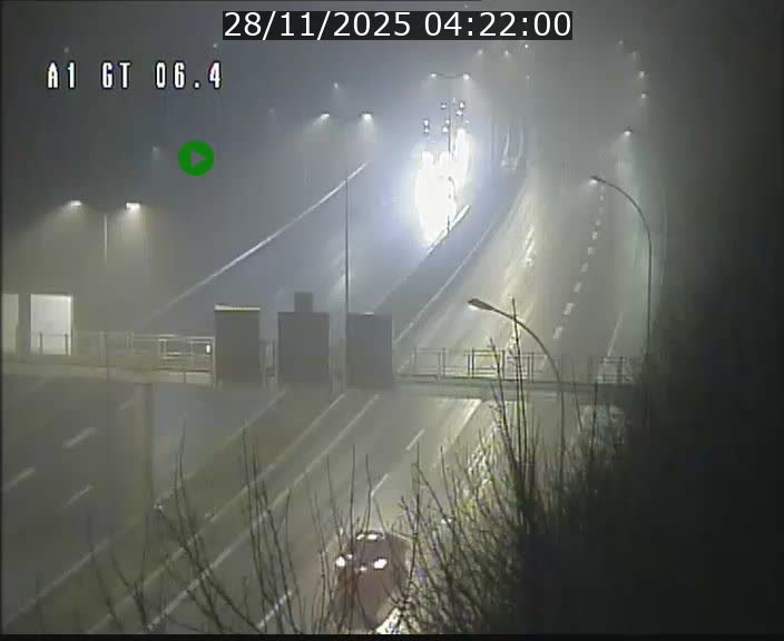 Traffic live webcam Luxembourg Hamm - A1 direction Sandweiler - BK 6.4