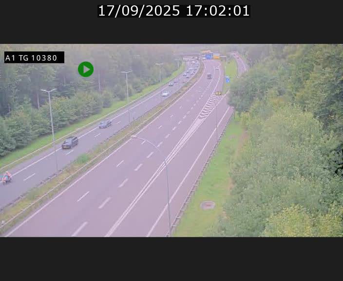 Traffic live webcam Luxembourg Senningerberg - A1 direction Luxembourg Kirchberg - BK 10.3