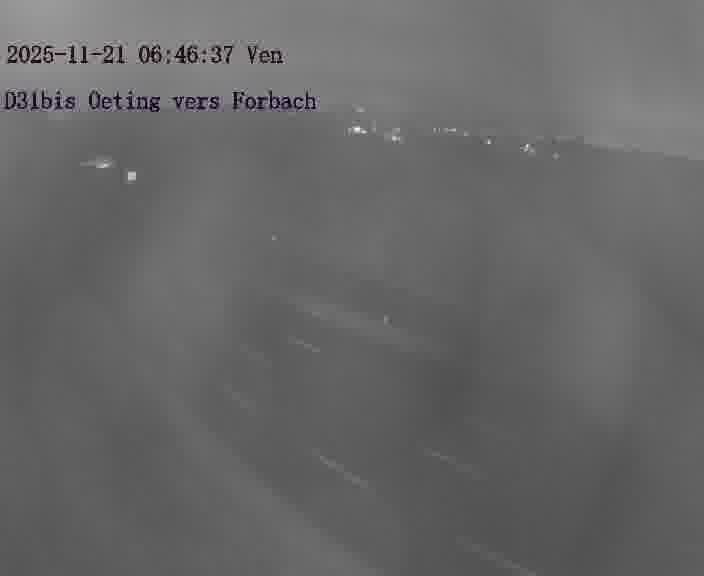 Caméra routière située sur D31bis (France) à Oeting, orientée vers Forbach, surveillant en continu la circulation locale et régionale.