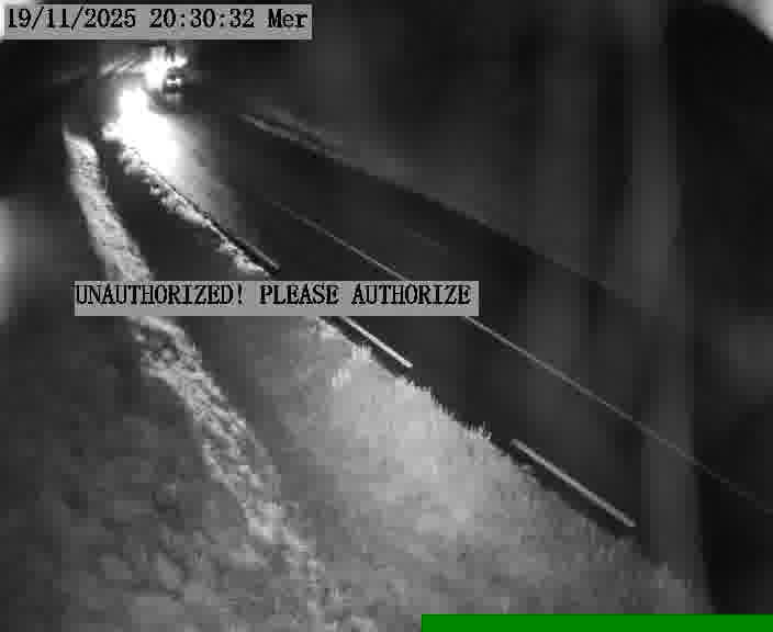 Webcam installée le long de D955 (France) à Amelécourt, pointée vers Metz, utile pour suivre précisément les conditions de trafic.