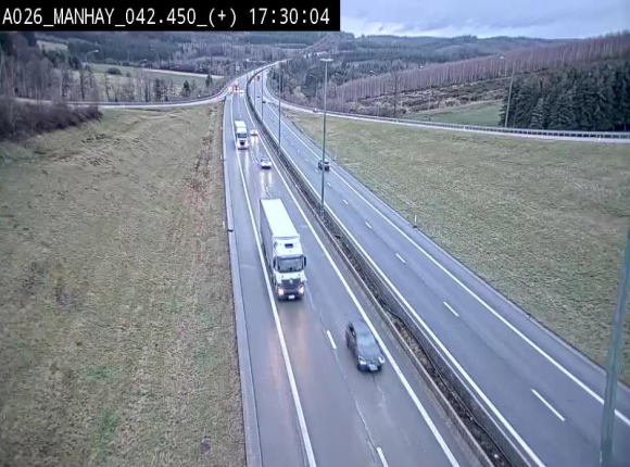 Webcam autoroute A26/E25 à hauteur de Manhay, à la jonction avec la N651 en direction de Luxembourg - BK 42.4