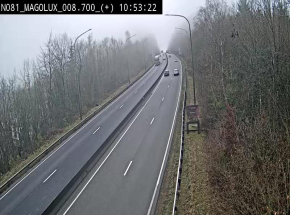 Webcam sur la N81 (E411) à hauteur de la jonction avec la N883. Vue orientée vers Longwy