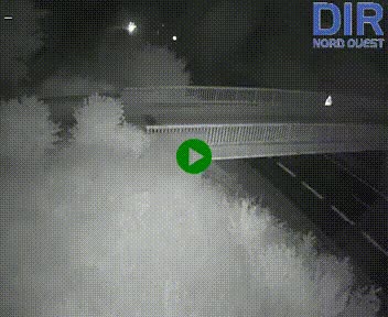 Webcam sur A84 à hauteur de Pont-Farcy, au niveau du pont autoroutier sur la Vire, au sud de Saint-Lô