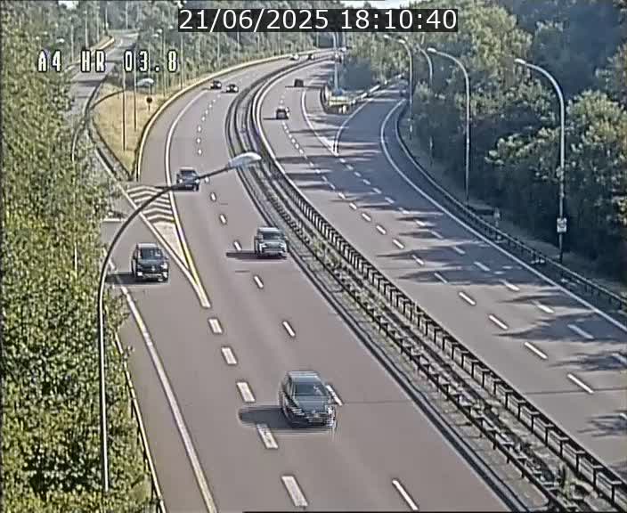 Webcam traffic A4 Luxembourg - BK 3.8 - Leudelange (direction Esch sur Alzette)