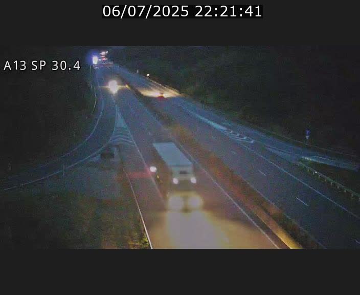 Traffic live webcam Luxembourg Altwies - A13 direction Luxembourg-ville - BK 30.4