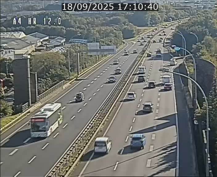 Traffic live webcam Luxembourg Jonction Foetz - A4 - BK 12.0 - direction Esch sur Alzette