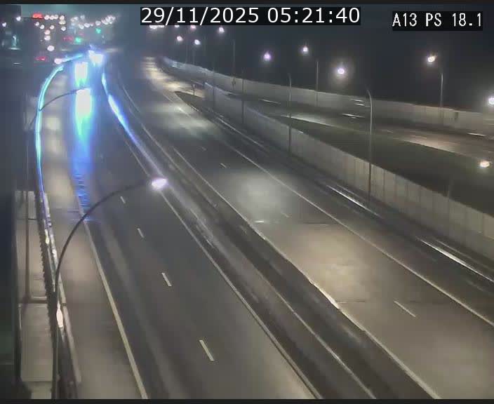 Traffic live webcam Luxembourg Dudelange - A13 direction Croix de Bettembourg - BK 18.1