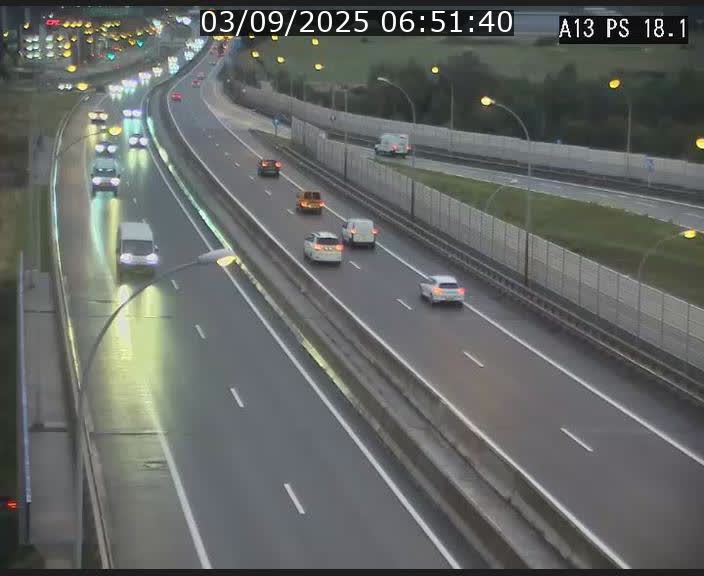Traffic live webcam Luxembourg Dudelange - A13 direction Croix de Bettembourg - BK 18.1
