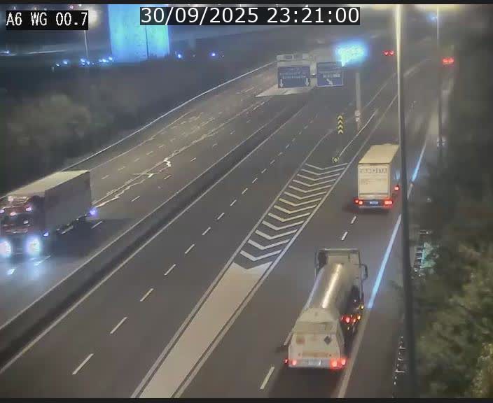 Traffic live webcam Luxembourg Croix de Cessange - A6 - BK 0.7 - direction A3 France