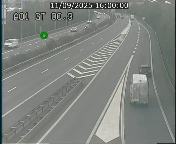Traffic live webcam Luxembourg Croix de Gasperich - A1 direction Kirchberg - BK 0.3