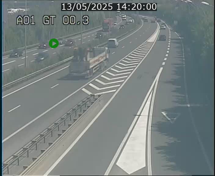 Traffic live webcam Luxembourg Croix de Gasperich - A1 direction Kirchberg - BK 0.3