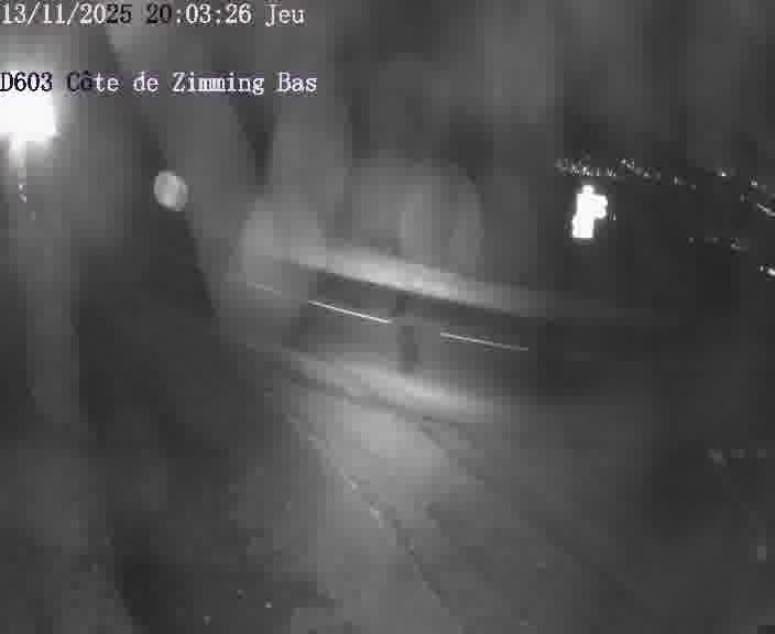 Webcam sur la D603 située dans la Côté de Zimming-bas, dans le virage en demi-tour, à la jonction avec la D74