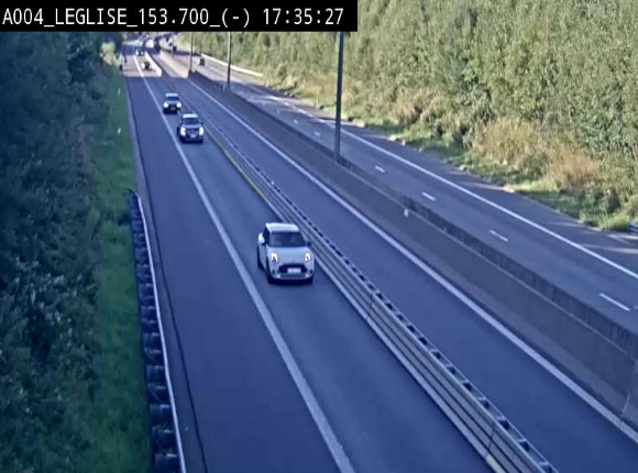 Webcam autoroute A4 (E411-E25) à Léglise, avant la jonction avec la N40. Vue orientée vers Bruxelles