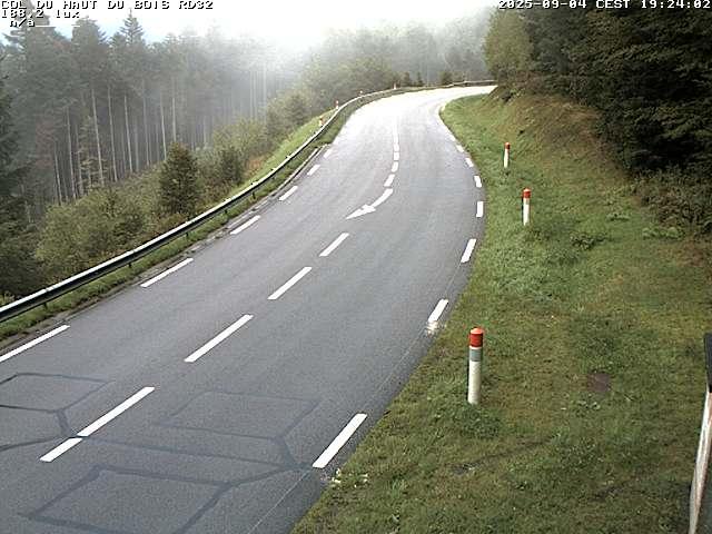 Webcam à 406 mètres d'altitude au niveau du col du haut du bois sur la RD32