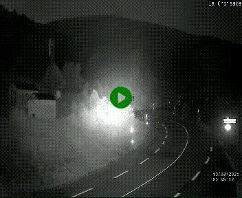 Webcam au carrefour de la croisade, à la jonction entre la N22 et la N320, avant le poste de douane franco-andorrane. Webcam à 1790 mètres d'altitude
