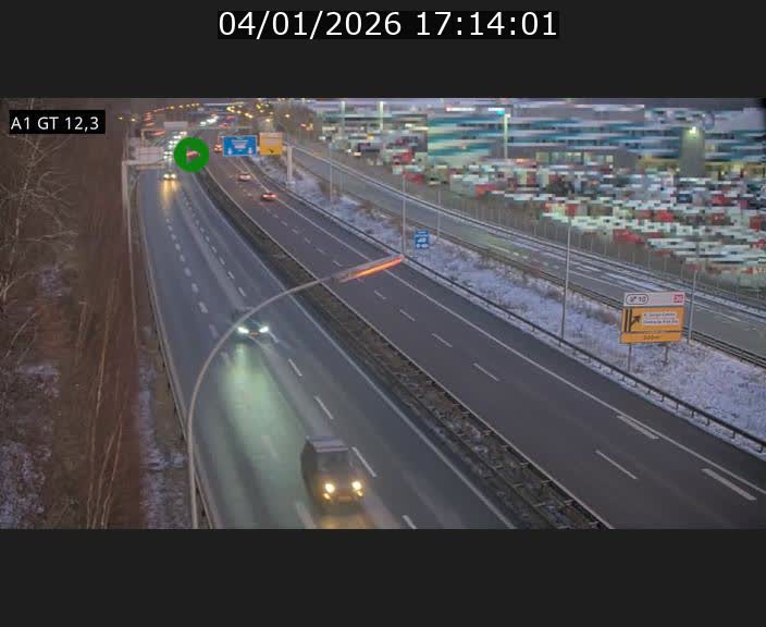 Traffic live webcam Luxembourg Senningerberg - A1 direction Allemagne - BK 12.3